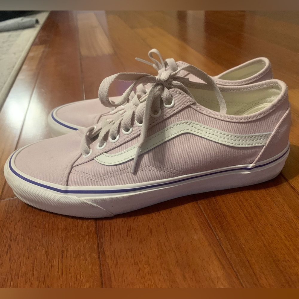 Vans low top light pink/purple shoes W9